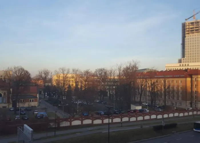 Tour Lubomirskiego 23 Apartment